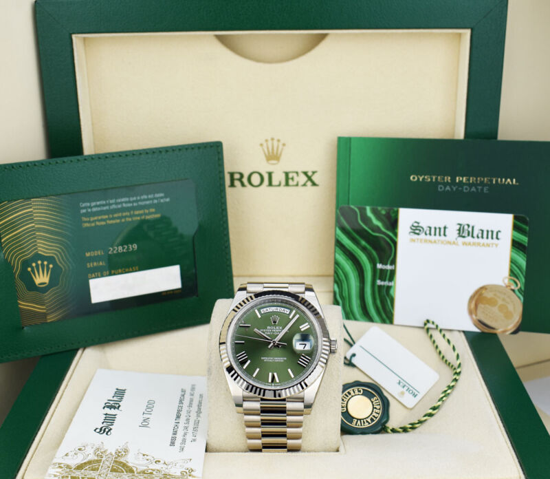 Rolex - 18kt White Gold Day Date 40 President Green Roman 228239 Sant Blanc