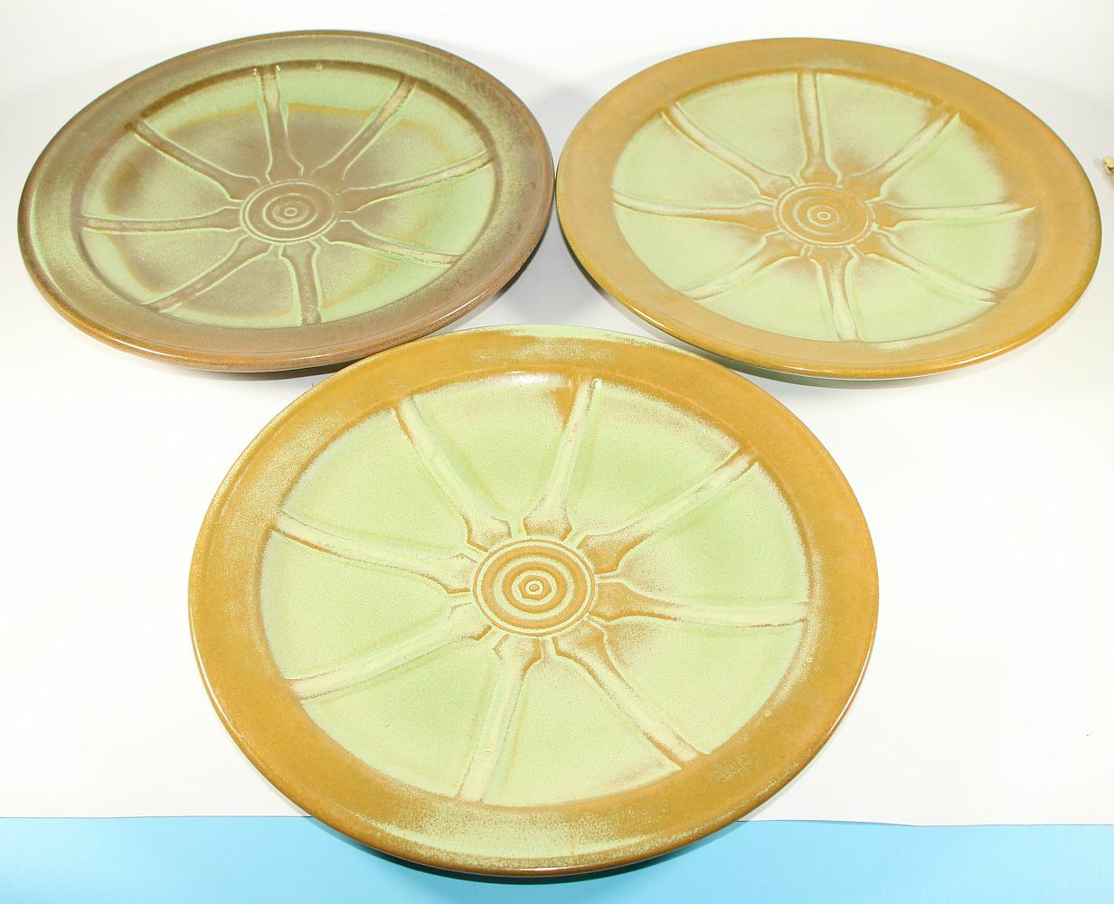 Set of 3, 1950's Frankoma Prairie Green WAGON WHEEL Dinner Plates, 94F 10 1/2