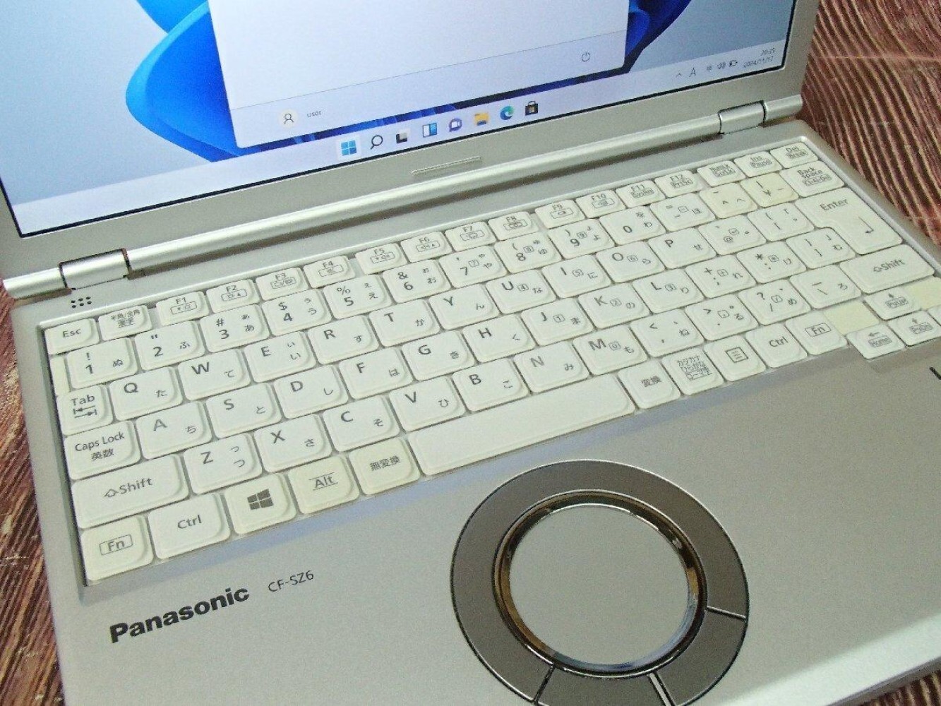 Panasonic Let's Note SZ6 CF-SZ6RDYVS i5-7300U 8GB/256GB Good