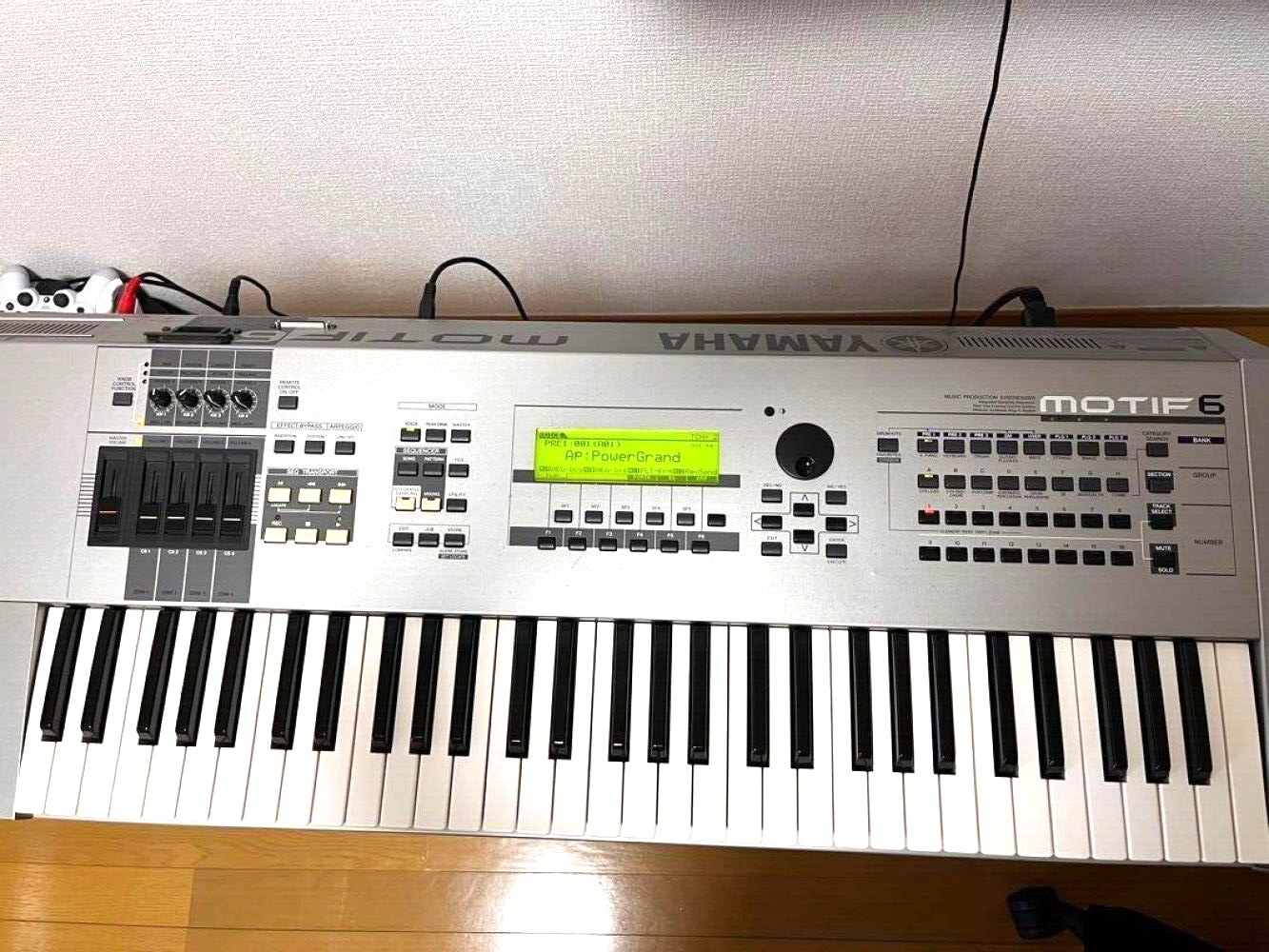 YAMAHA ヤマハ MOTIF6 シンセサイザー 61キー 動作確認済み YAMAHA ヤマハ MOTIF6 シンセサイザー 61キー 動作確認済み