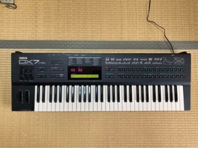 ［美品］Yamaha DX7Ⅱ FD RAM4 データカートリッジ付き YAMAHA DX7 ⅡFD 美品 完動品 RAM4等付属品有