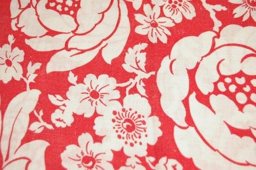 Vintage Red & White Feedsack Flour Sack Fabric 28 x 37 Floral