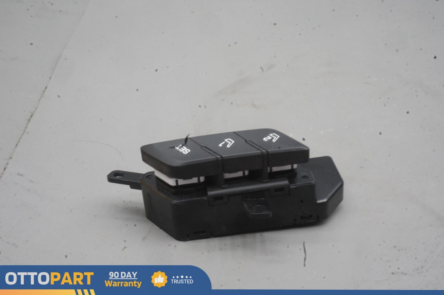 2015-2020 HYUNDAI GENESIS Front Left Door Seat Memory Control Switch 93250-B1000