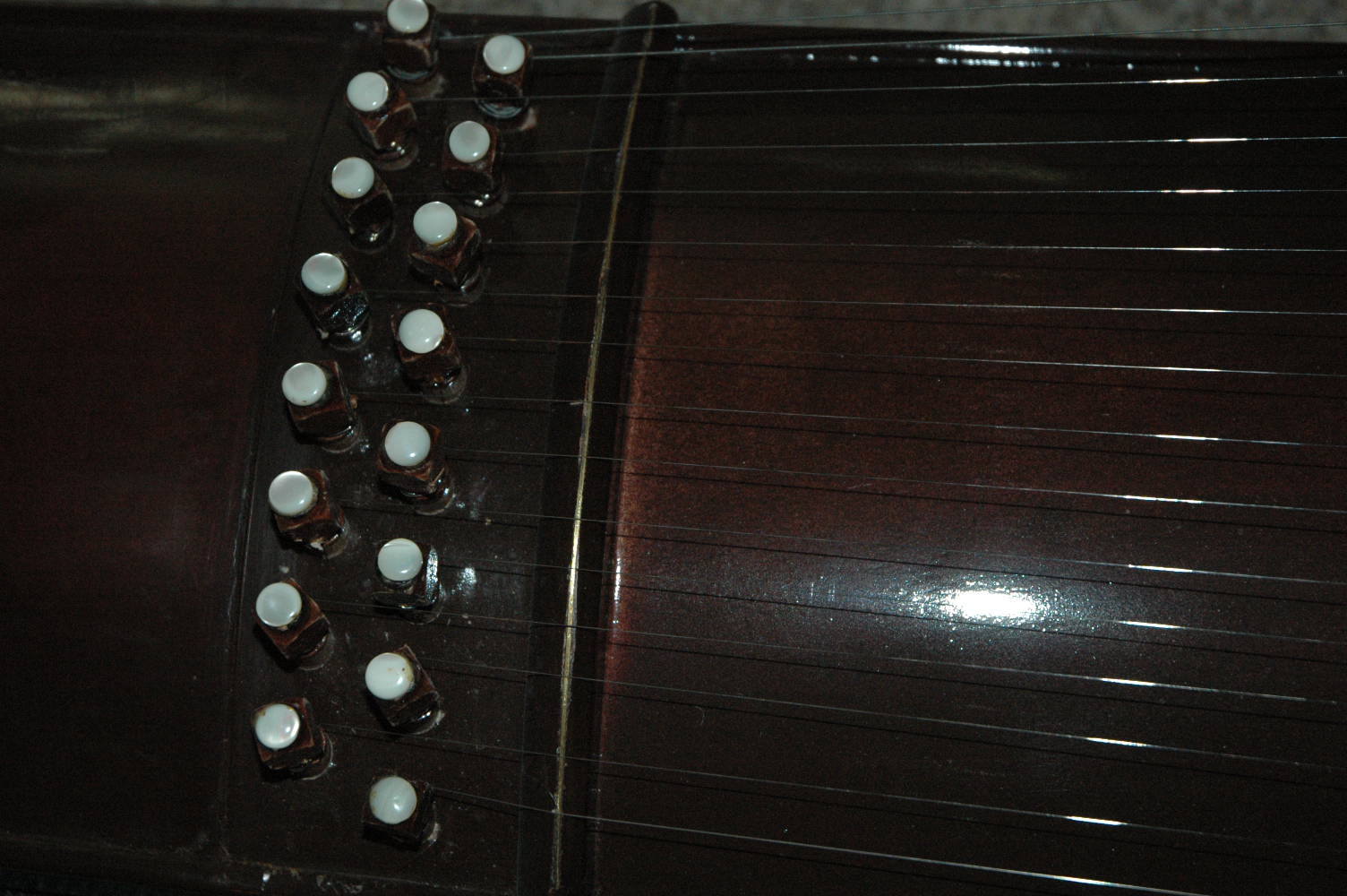 16 string Guzheng- steel strings  in hardshell case- excellent condition