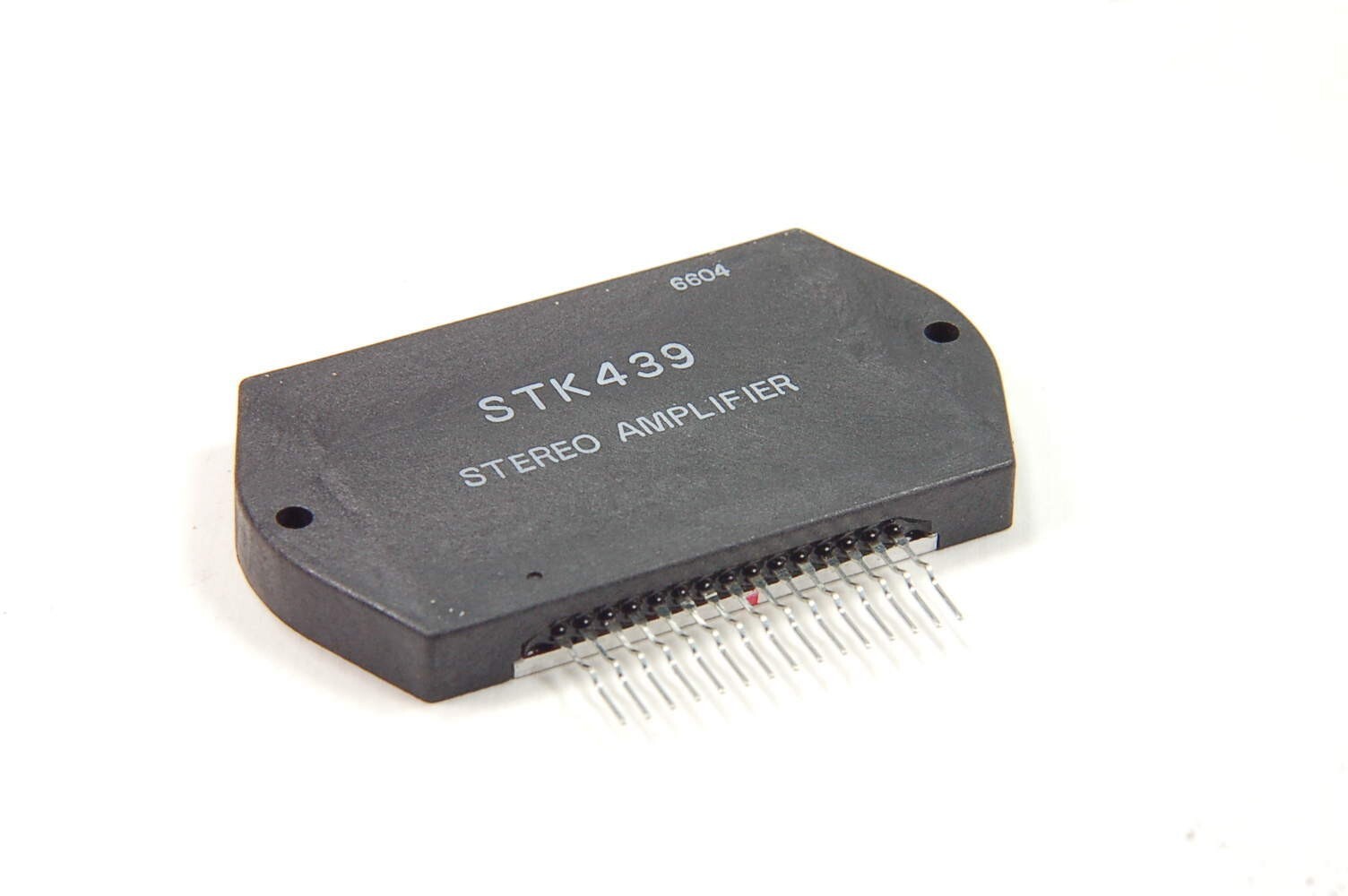 Sanyo - STK439 