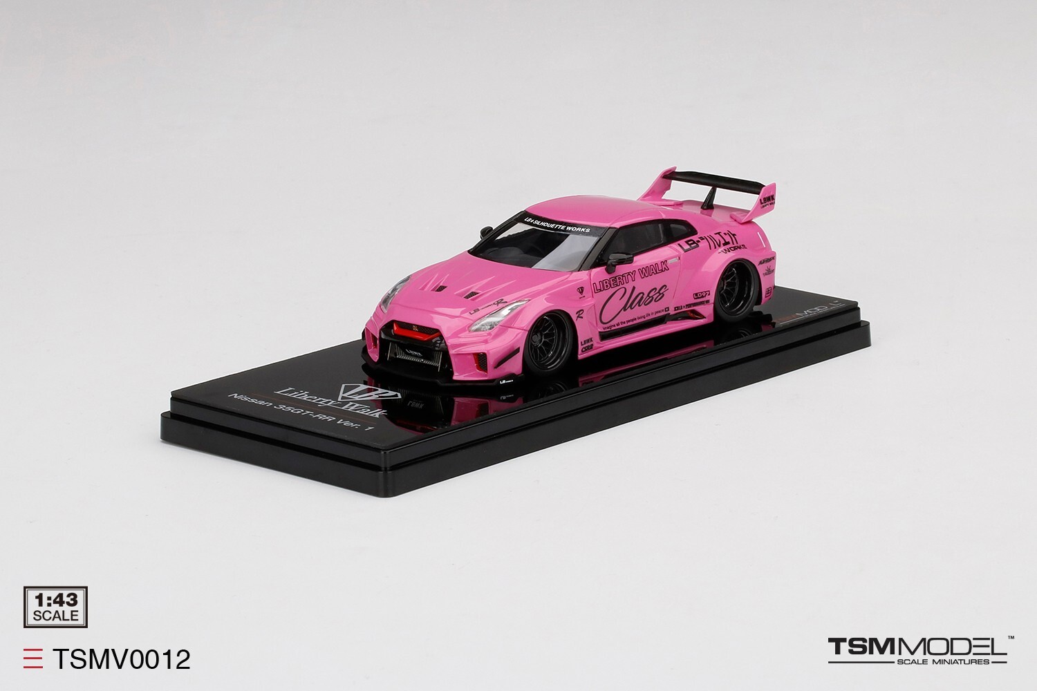 ミニカー LB-Silhouette WORKS GT NISSAN 35GT-RR 1/64スケール CM MODEL「LB SILHOUETTE WORKS NISSAN 35GT-RR
