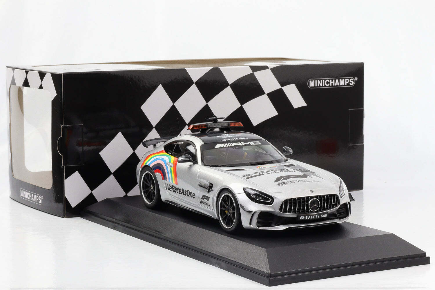 ミニチャンプス メルセデス ベンツ AMG GT-R 2021 1/18 2021 MERCEDES-BENZ AMG GT BLACK SERIES YELLOW 1/18 MODEL BY