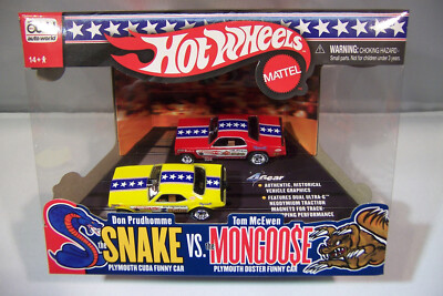 AUTO WORLD HOT WHEELS THE SNAKE VS THE MONGOOSE HO SLOT TRACK RACE CARS 1:64 NEW