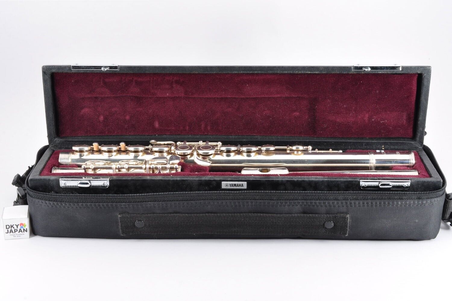 Yamaha YFL-211S Flute Made In Japan w/Hardcase Carrybag Used Yamaha YFL-211S Flute Made In Japan w/Hardcase Carrybag Used