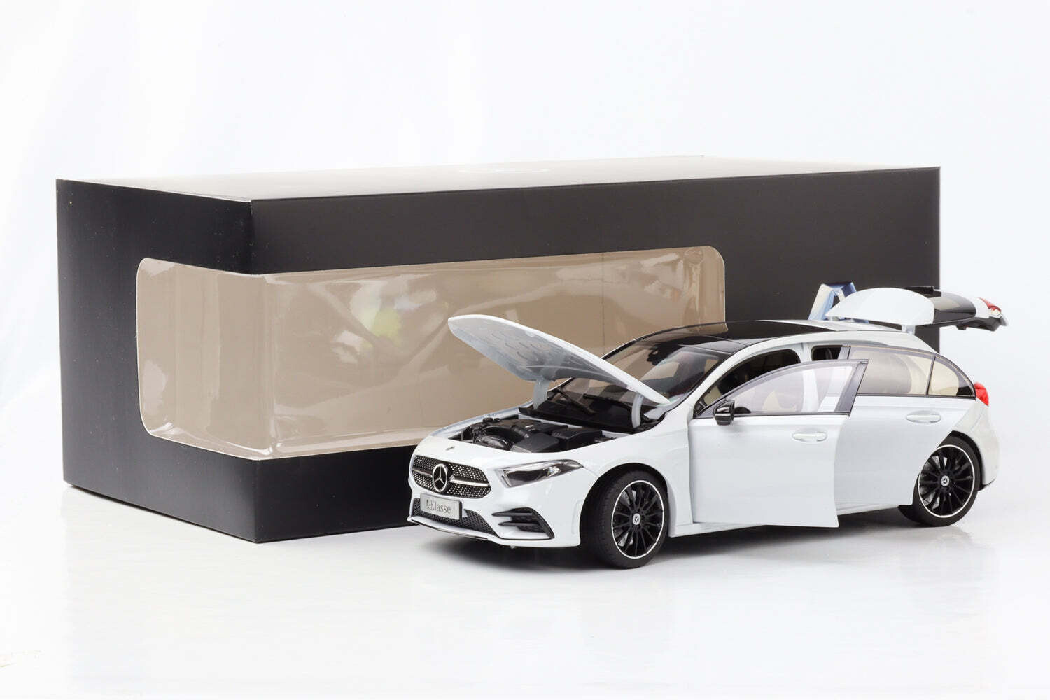 ミニカー Mercedes Benz A class 1/18 norev 1/18 Norev Mercedes-Benz Mercedes A-Class A-Klasse A250