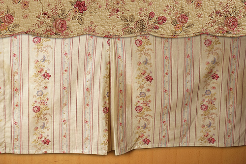 Greenland Home Antique Rose Bed Skirt, Full, Multicolor