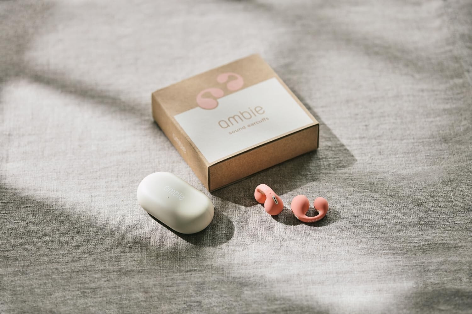 【新品】ambie sound earcurffs AM-TW02 Amazon.com: ambie Sound earcuffs AM-TW02, Open Ear Wireless