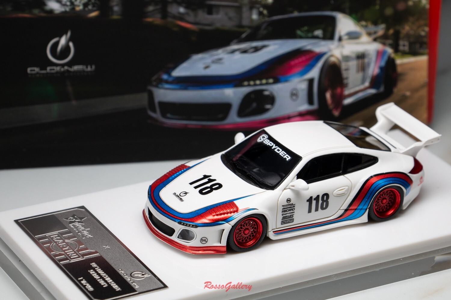 ミニカー 1/64 Fuelme & RSM RWB 1/64 FuelMe Porsche 911 (993) RWB (Medusa) – Sakura Diecast