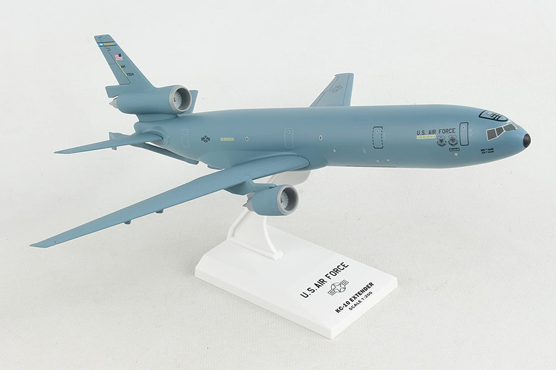 Daron Skymarks KC-10 USAF Mcguire AFT New Livery Airplane Model Building Kit, 1/