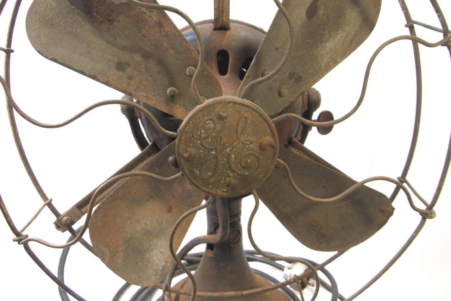 ANTIQUE GENERAL ELECTRIC GE FAN BRASS BLADES ALTERNATING CURRENT FAN MOTOR 1901