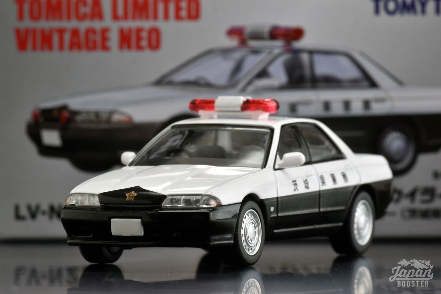 TOMICA LIMITED VINTAGE NEO LV-N212a 1/64] NISSAN SKYLINE