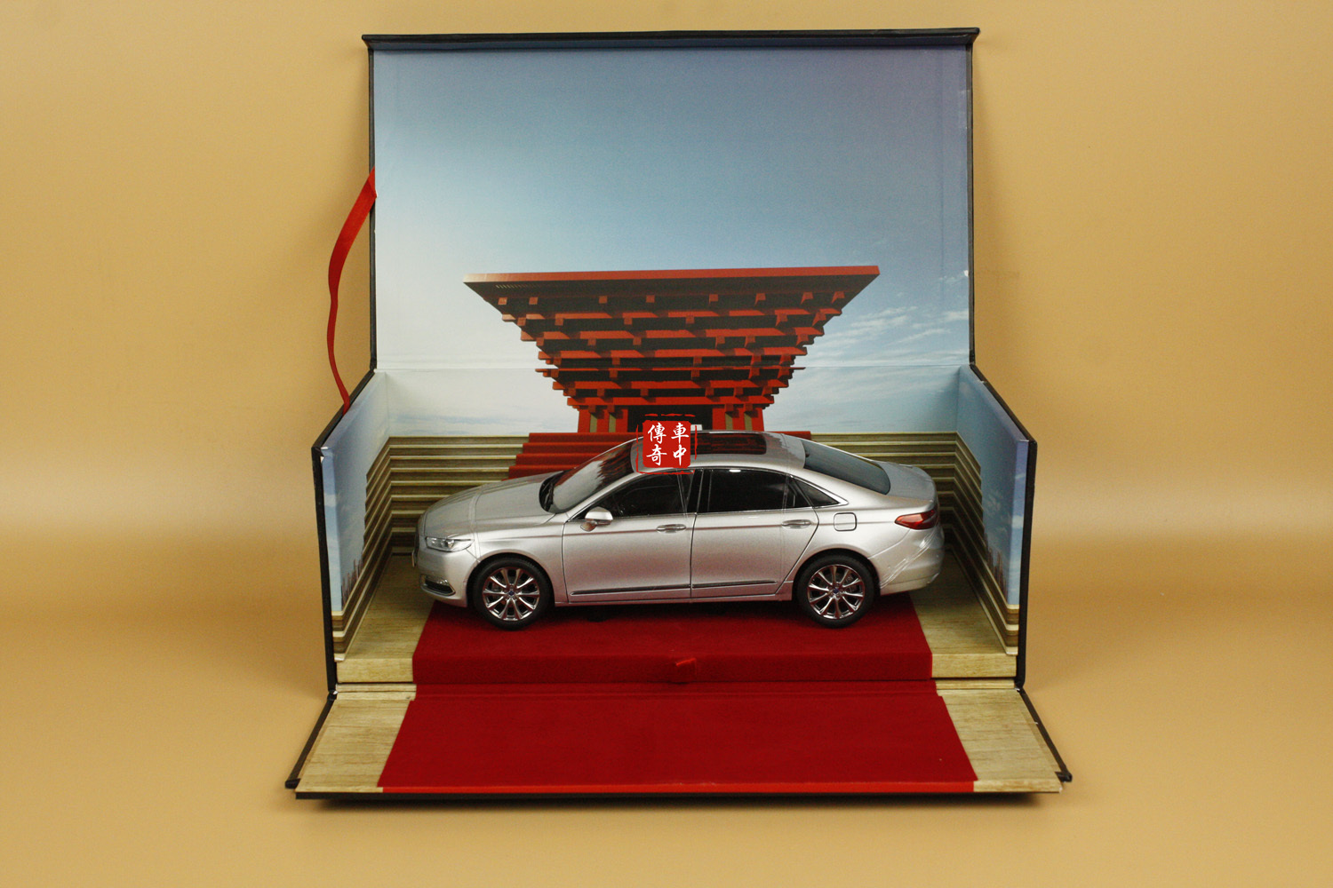 ミニカー Ford Taurus and Tool Box #13 Michael Waltrip Ford Taurus and tool box | Model Vehicle