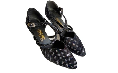 twisted x driving mocs sizing