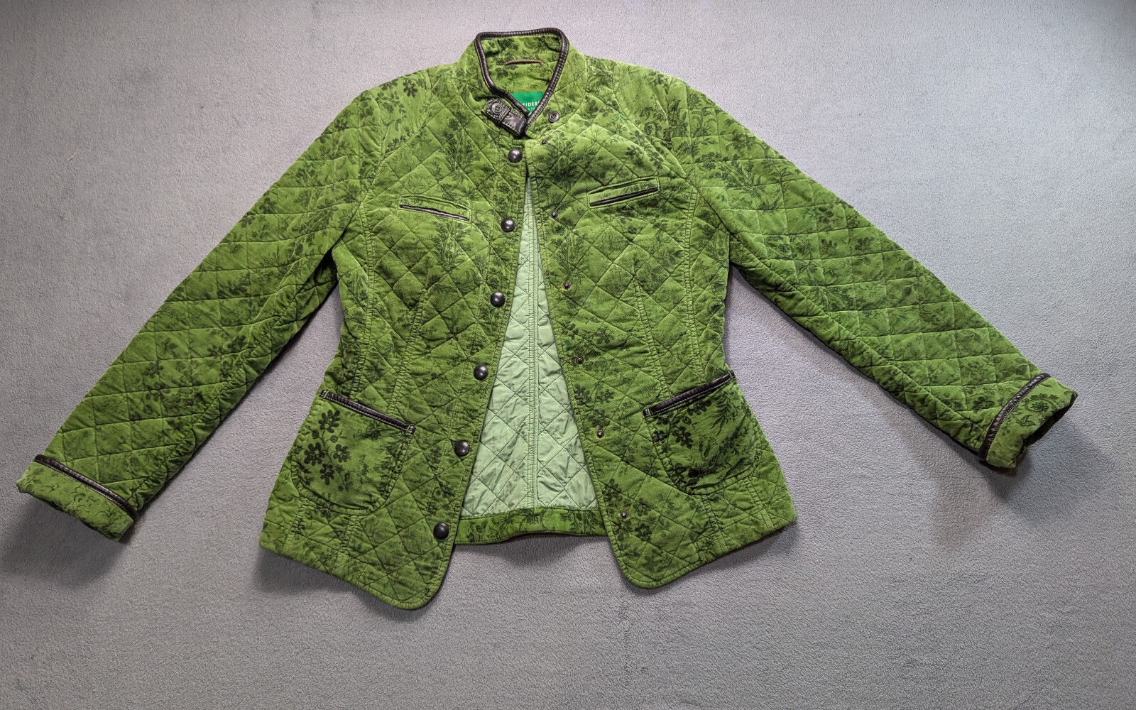 【タグ付き】SCHNEIDERS SALZBURG / ウールコート a469 SCHNEIDERS SALZBURG 
