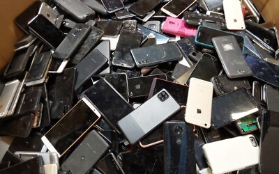 Random Smartphone For Parts
