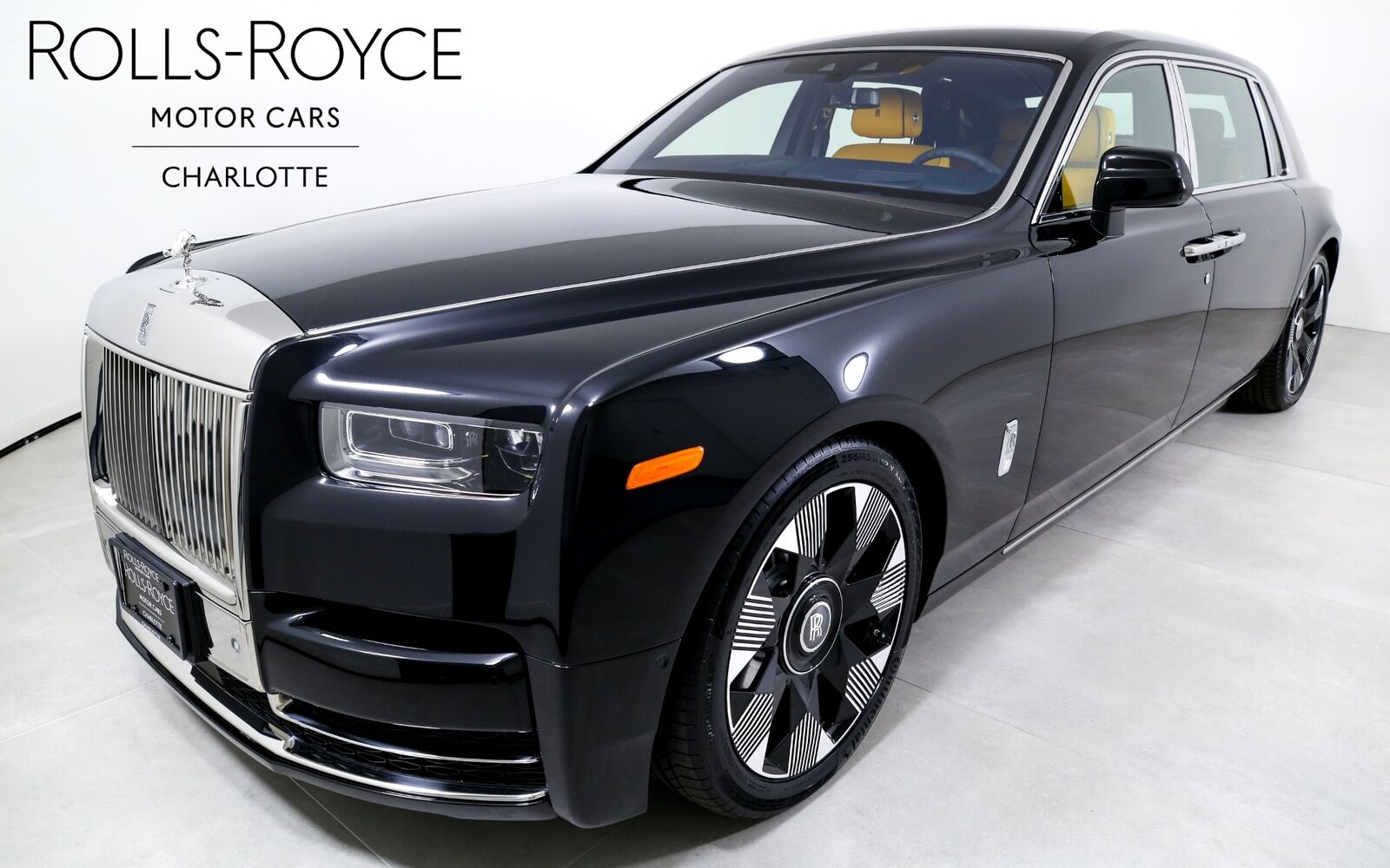 2024 Rolls-Royce Phantom, Black Diamond with 37 Miles available now!