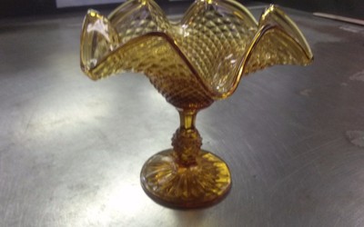 Small Vintage glass candy dish apx 6