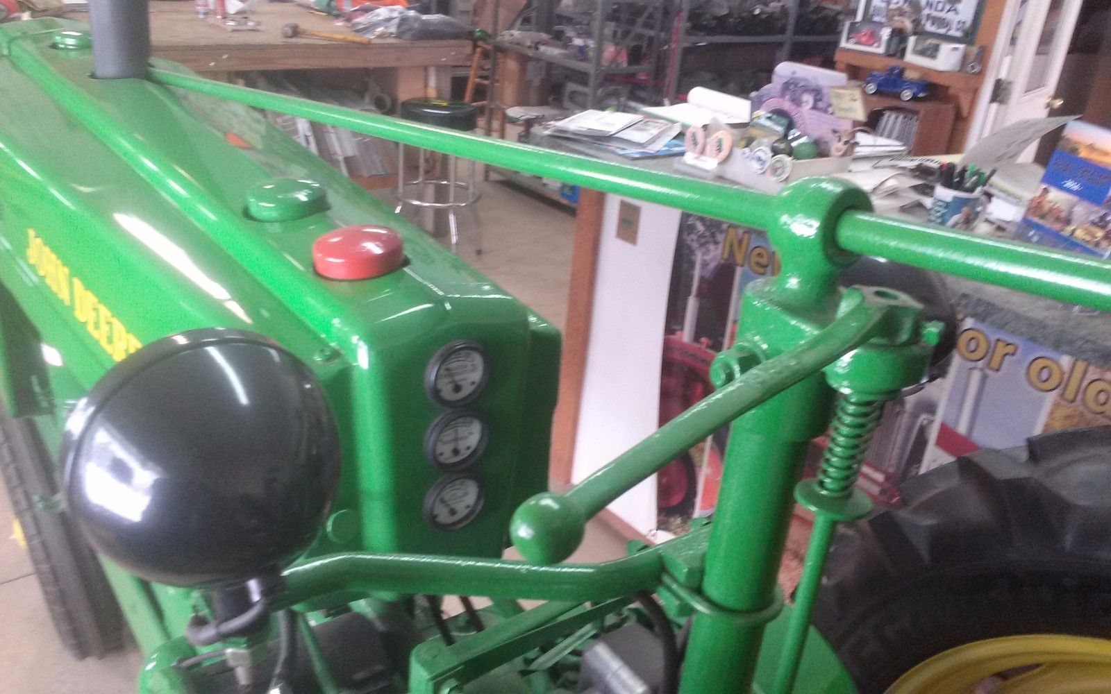 Restored 1946 John Deere H electric start hydraulics