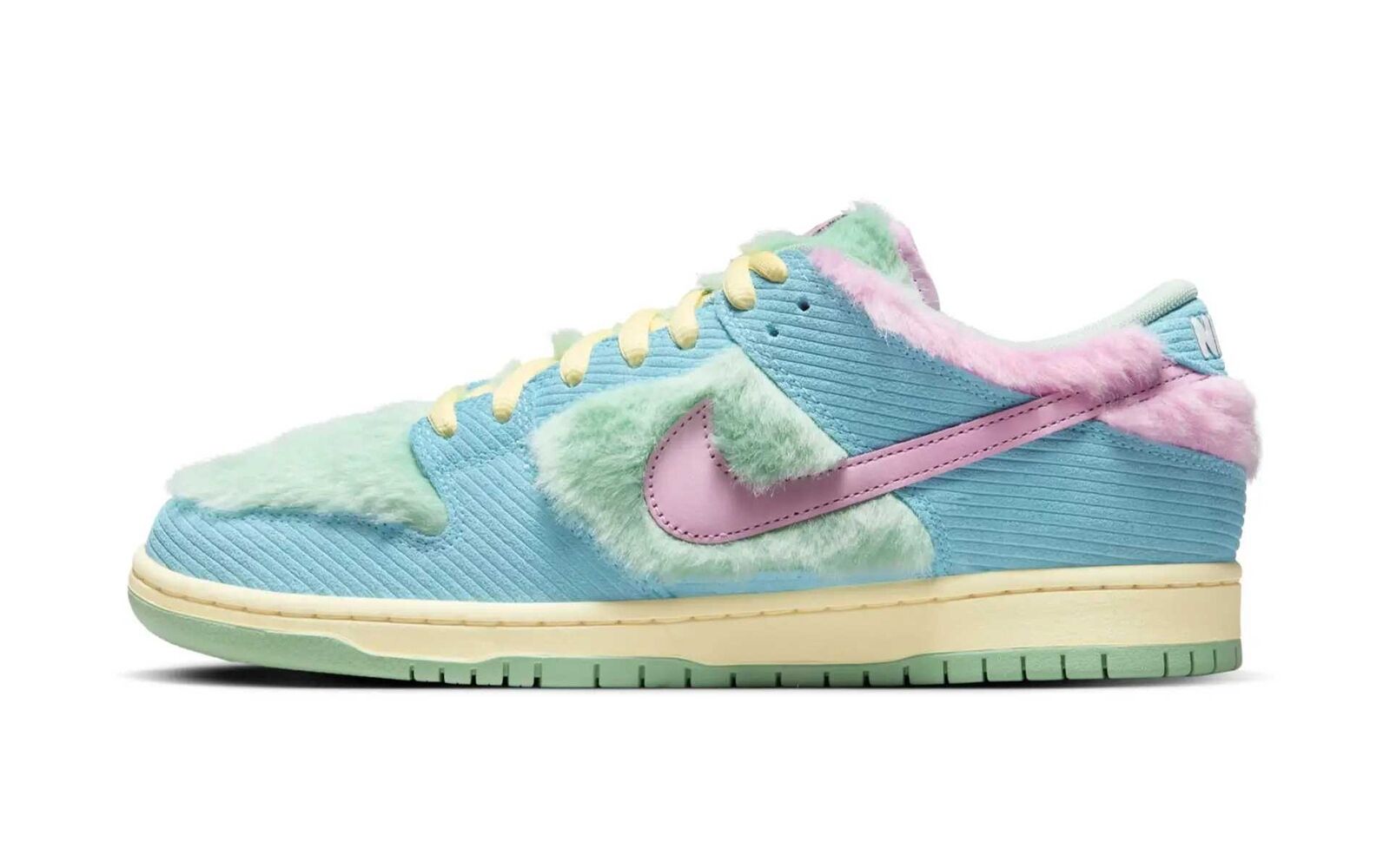 VERDY Nike SB Dunk Low Pro QS Visty Blue and Green FN6040 VERDY Nike SB Dunk Low Pro QS Visty Blue and Green FN6040