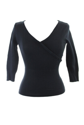 

Xoxo New Black Juniors Топ с рукавами 3/4 и ребристым подолом по розничной цене 49 долларов США, Черный