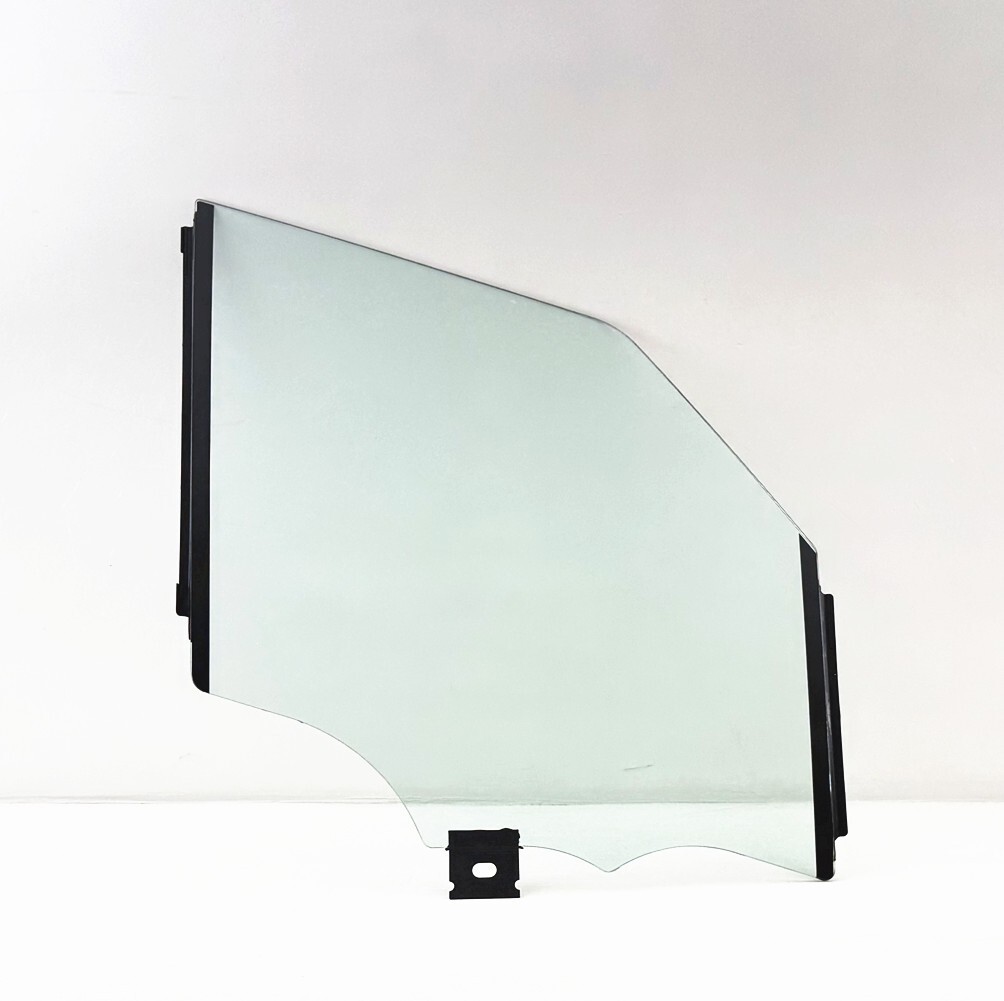 Passenger/Right Front Door Window Glass LAMI. For 22-25 Land Rover Range Rover