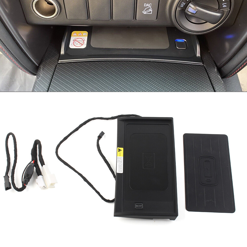 Fit Toyota Fortuner 2020-2022 Black Car Fast Charger Wireless Phone Charger Set