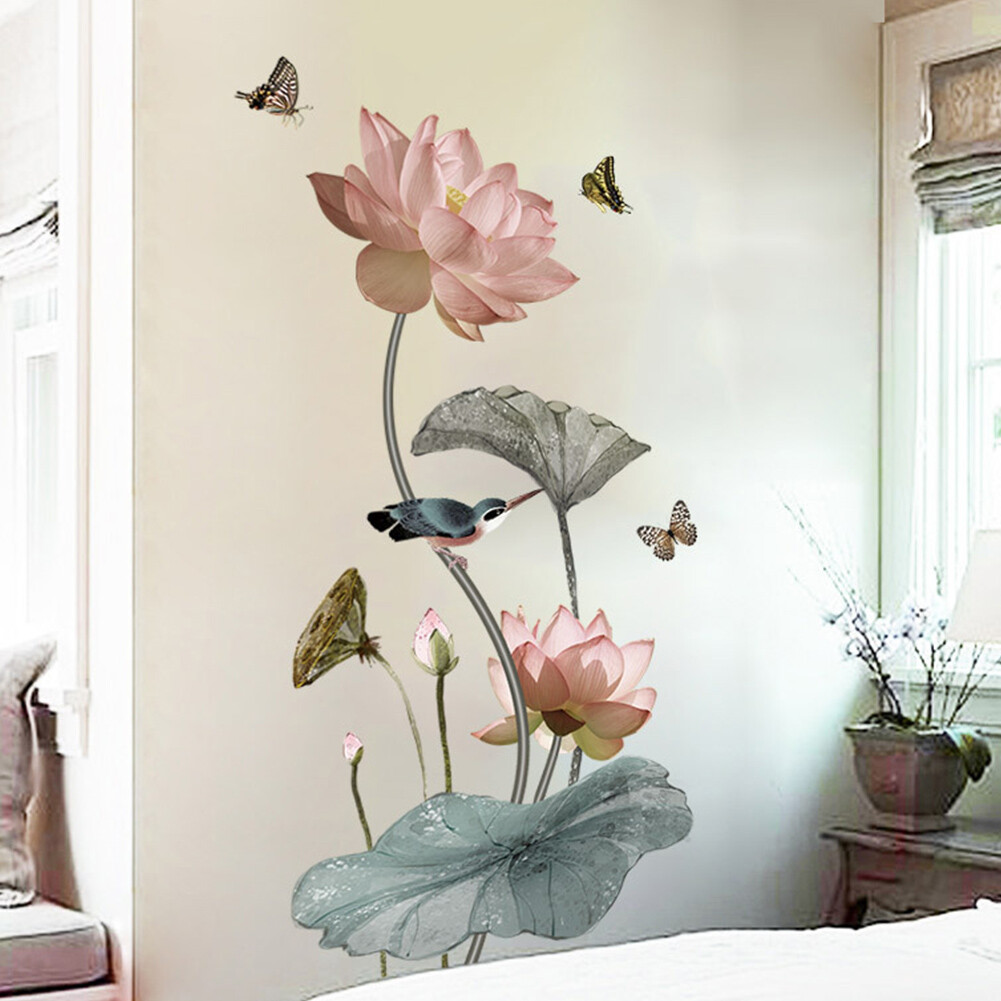 Лотос на стене