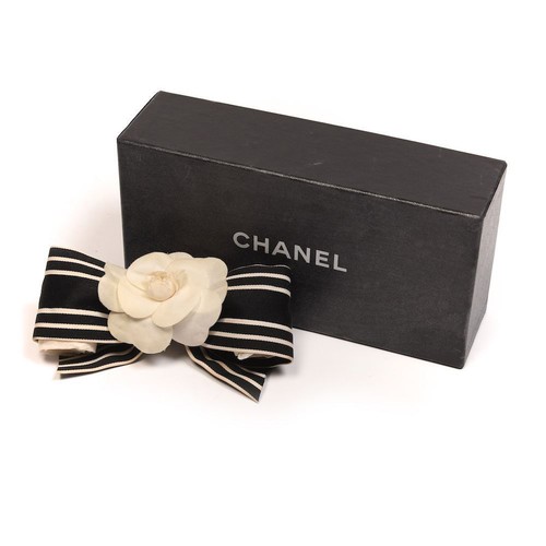 W) Chanel Hair Accessory Silk Crepe Jacquard & Black Ecru | eBay