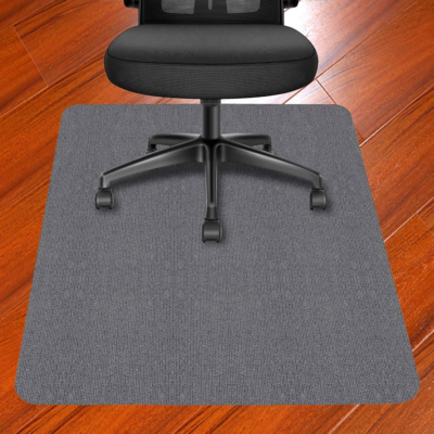Rolling office chair 2024 on hardwood floor