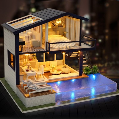 handmade dolls house miniatures