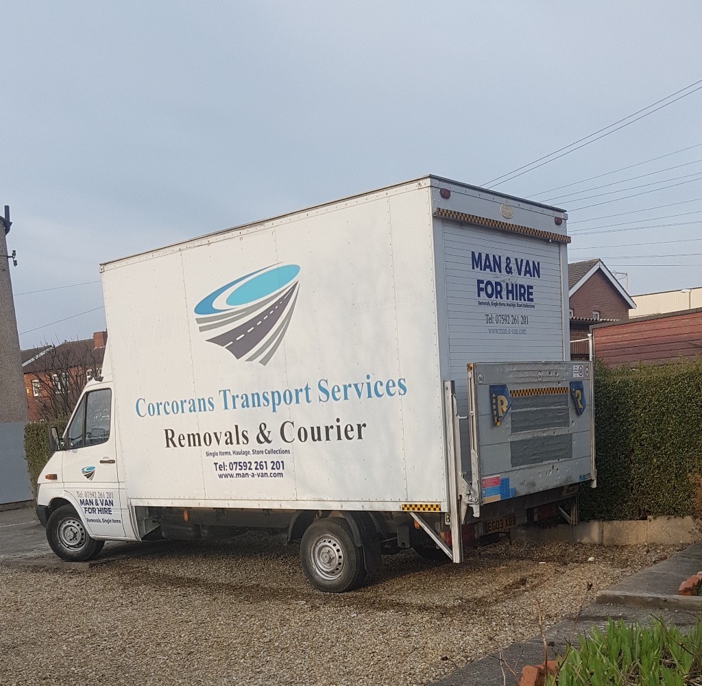 House Removals 7 days a week Man and Van Luton van Hire in Leeds ,cheap