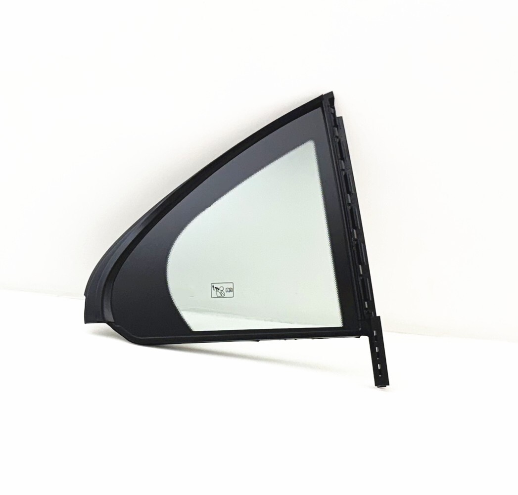 Fit 15-21 Mercedes C300 C400 C43 C63 Sedan Passenger Right Vent Window Glass