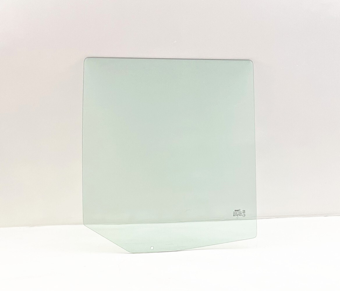 Passenger/Right Side Rear Door Window Glass Clear For 05-17 Land Rover LR3 LR4
