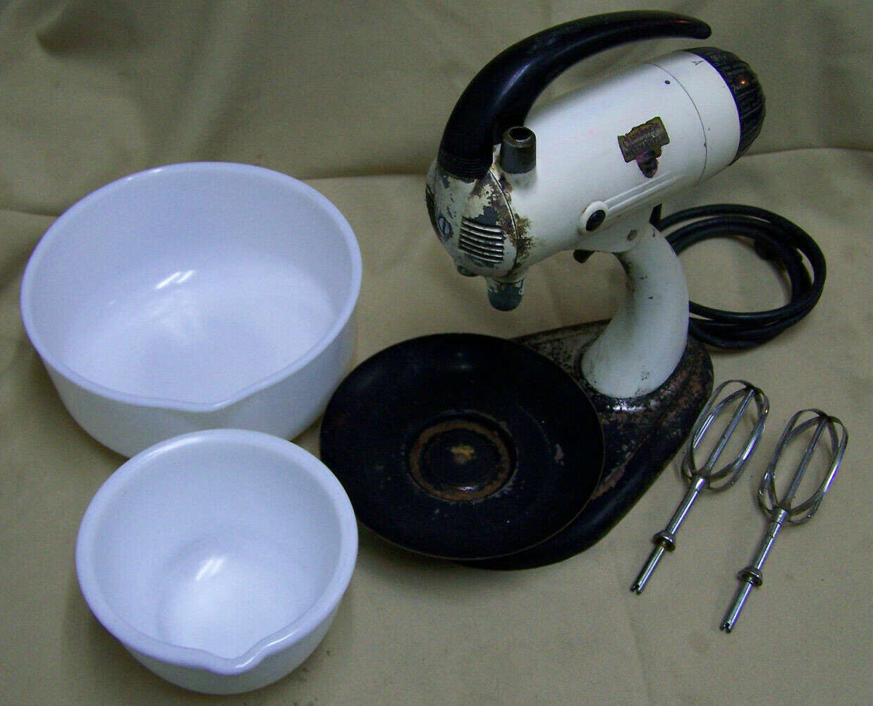 Vintage Sunbeam Automatic Mixmaster 5 S Stand Mixer 10 Speed