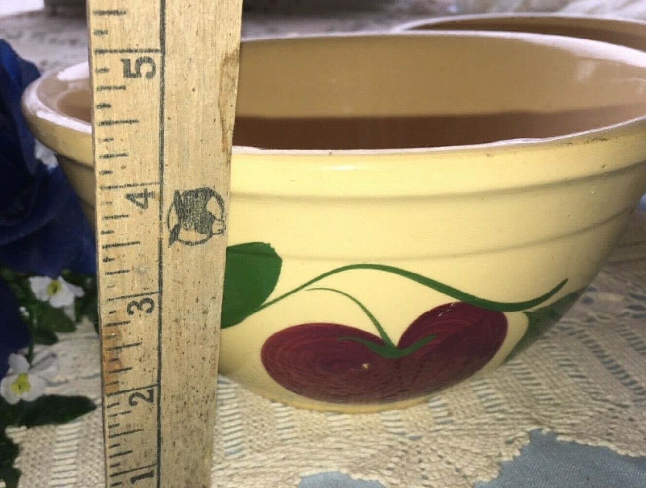 WATT POTTERY YELLOWSTONE 2 LEAF APPLE U.S.A. OVENWARE #6,#7,#8 NESTING BOWLS