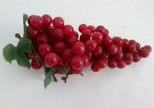 Vintage Bunch Faux Fake Rubber Purple Red Grapes Cluster Display Home Decor 8
