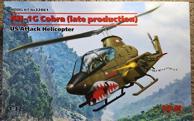 ICM 32061 AH-1G 1:32 Cobra Helicopter Model