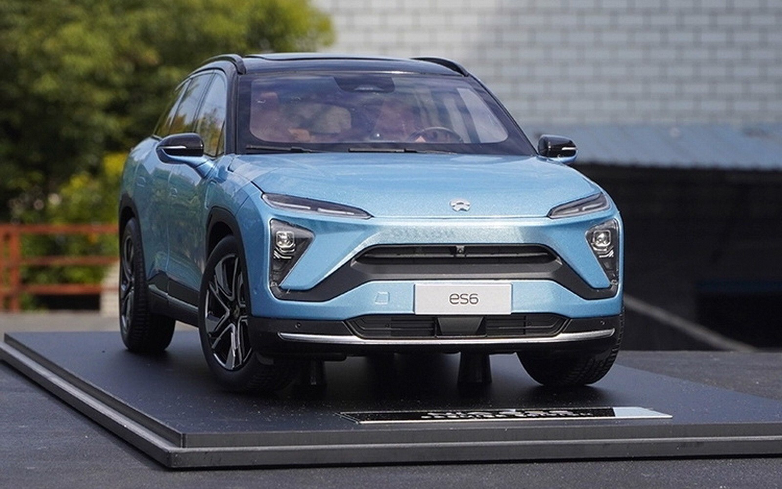 NIO モデルカー New 1:18 NIO ET7 Car Model Metal In stock 1 Pcs Green- blue