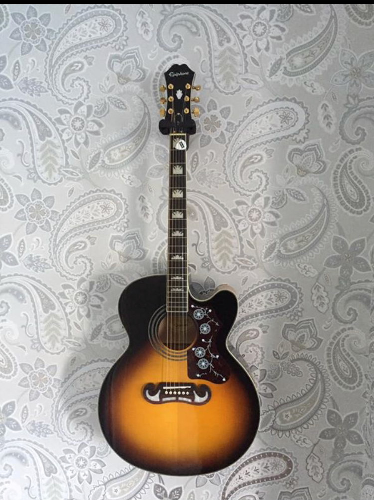 Epiphone EJ200 Semi-Acoustic limited edition | in Bishopton ...