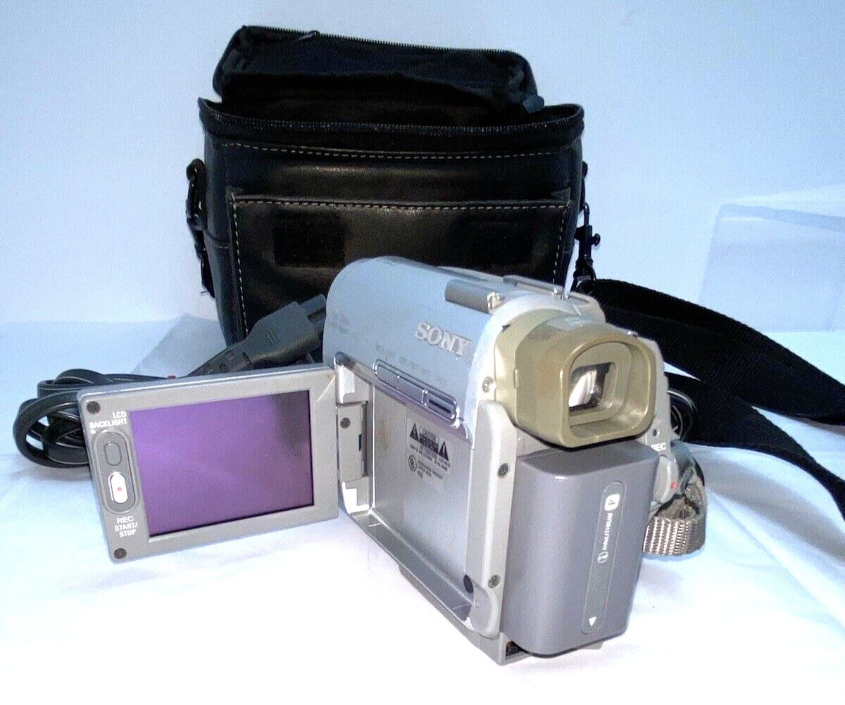 Sony Handycam Super Steady Shot 120x Digital Zoom DCR-HC20