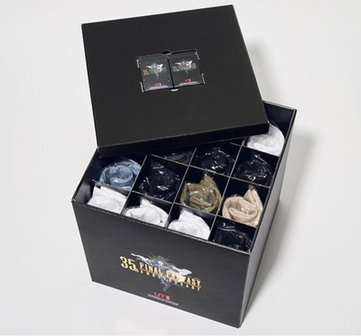 Pre-owned Uniqlo Final Fantasy 35th Anniversary Ut Graphic T-shirt M Complete Box 16 Set In Multicolor