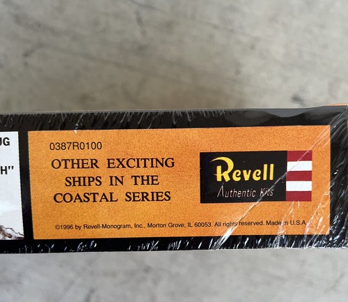 Revell Sport Fishing Boat Chris Craft Marlin Balboa Model Kit New