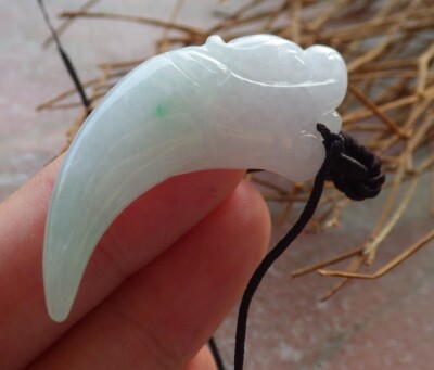 Certified Green Burma 100% Natural A Jade jadeite Pendant Dragon tooth 龙牙 547339