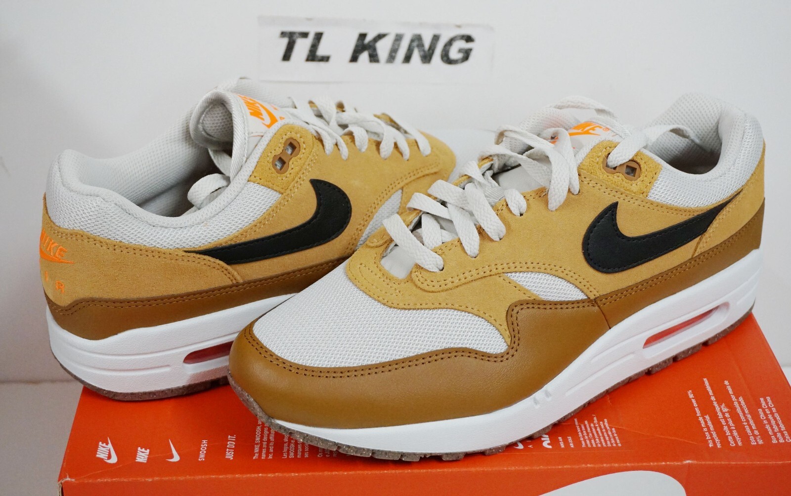 Nike Air Max 1 Essential British Tan Light Bone Lifestyle