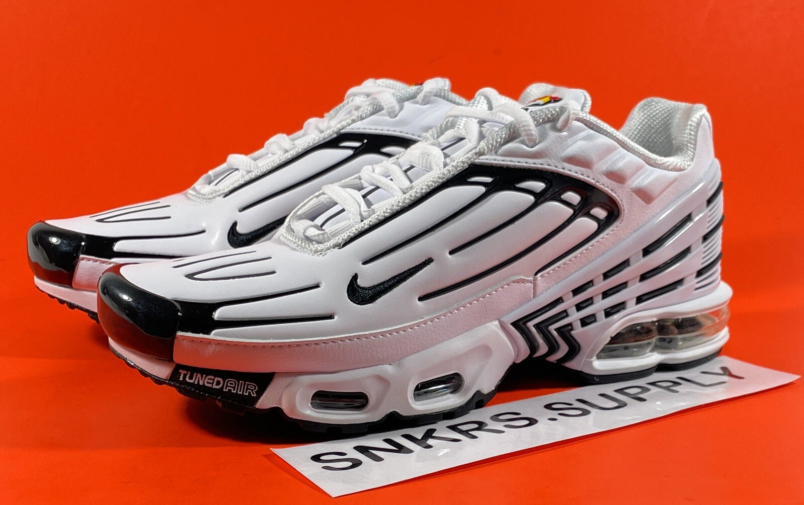 white black tns